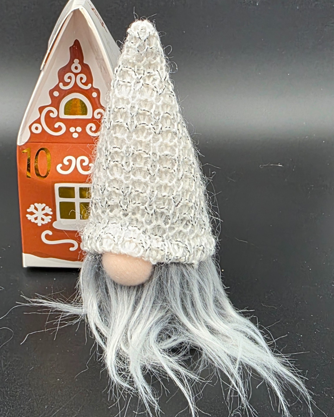Adventskalender „Wichteldorf“ – 24 Häuschen mit Wichteln